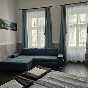 D3 Basilica Luxury Spacious Free Parking For 1 Car Budapest