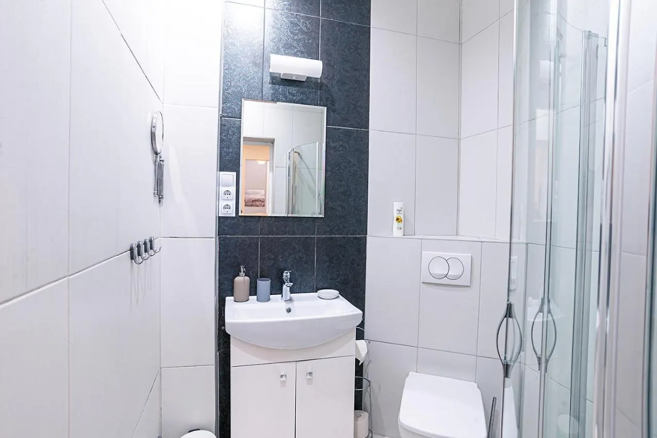 Joy Apartments On Kiraly Street Boedapest